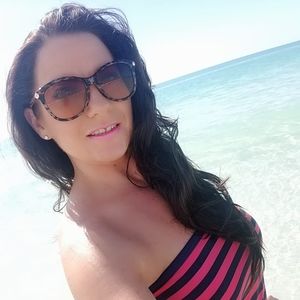 Meet your Posher, Stacy